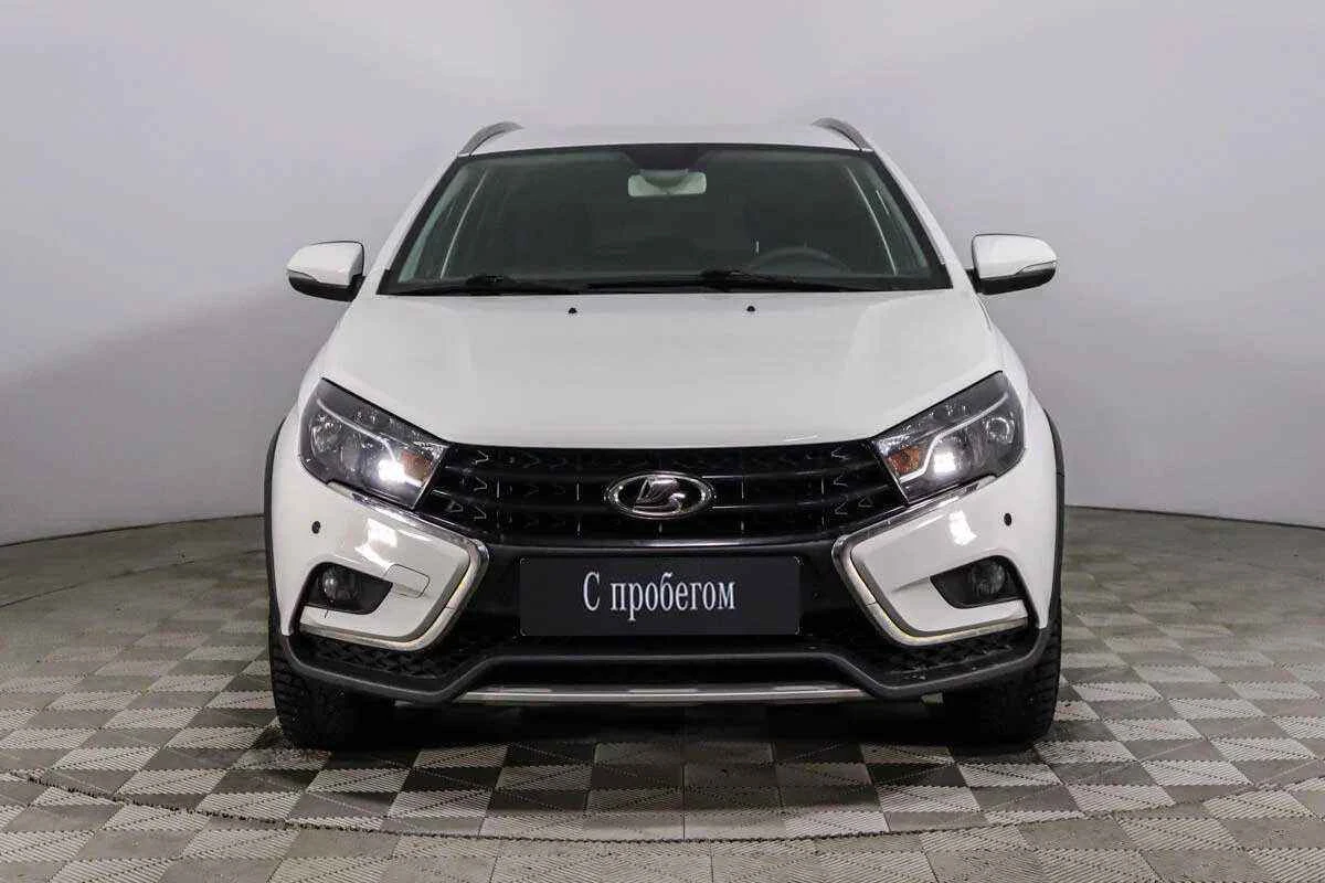 LADA Vesta SW Cross, Белый, 2018, Робот, 122 л.с., цена от 720 000 руб.