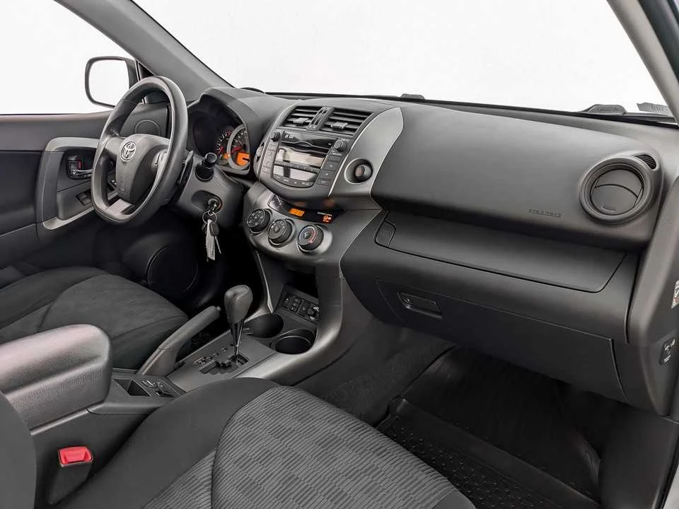 TOYOTA RAV4, Белый, 2012, Вариатор, 148 л.с., цена от 966 400 руб.