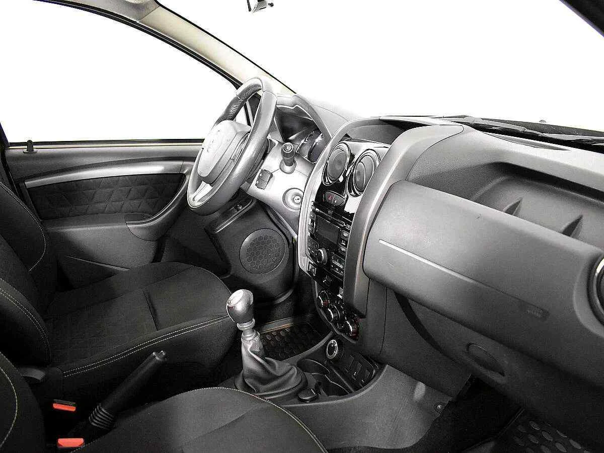 Renault Duster, Зеленый, 2015, Механическая, 109 л.с., цена от 878 000 руб.