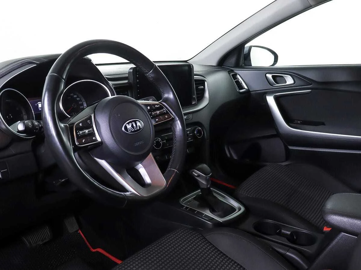KIA CEED, Серебряный, 2021, Автоматическая, 128 л.с., цена от 1 256 000 руб.