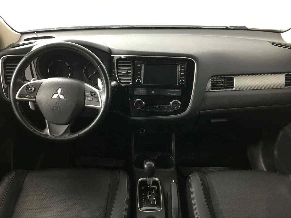 Mitsubishi Outlander, Белый, 2013, Вариатор, 146 л.с., цена от 894 000 руб.