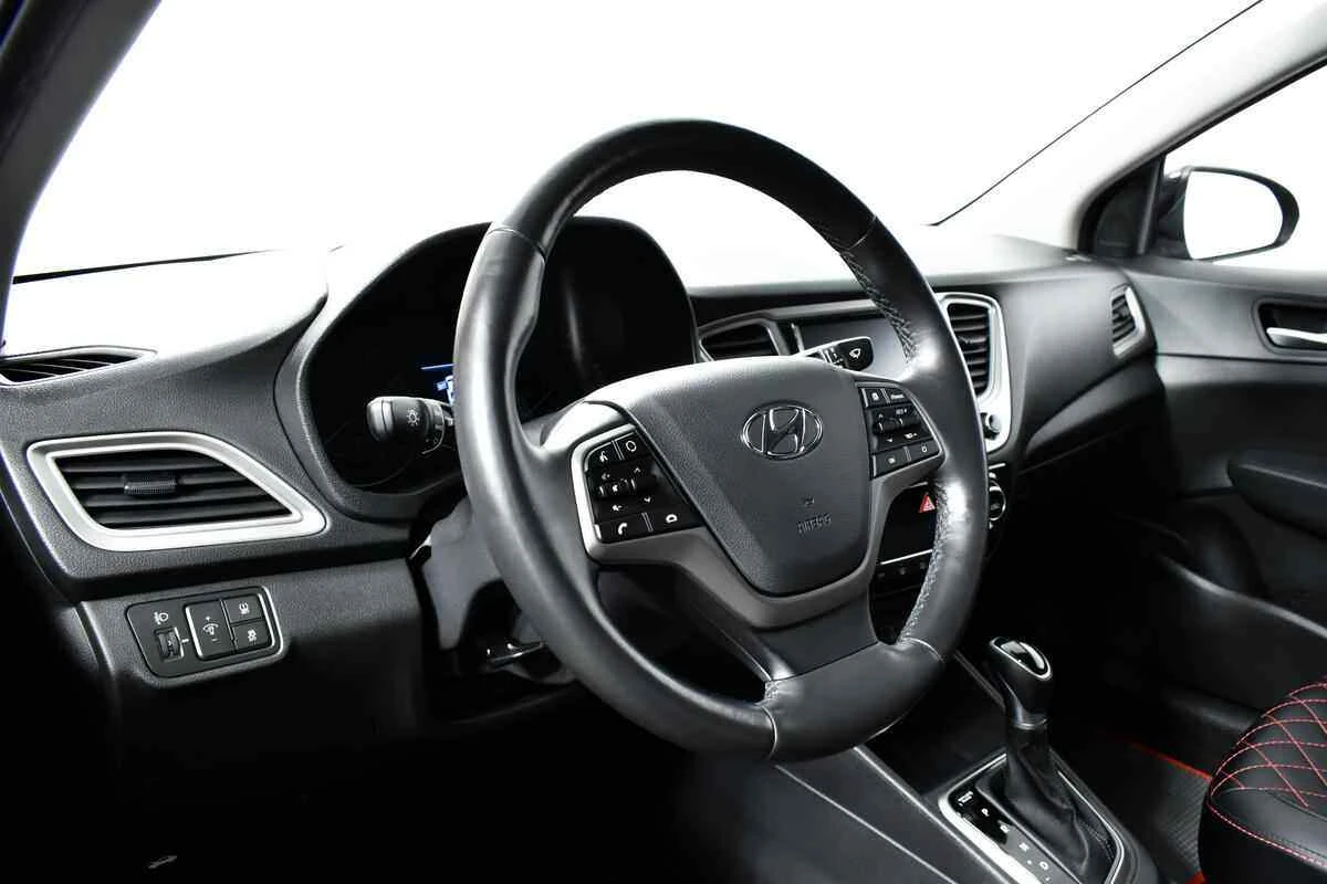 Hyundai Solaris, Черный, 2019, Автоматическая, 123 л.с., цена от 644 000 руб.