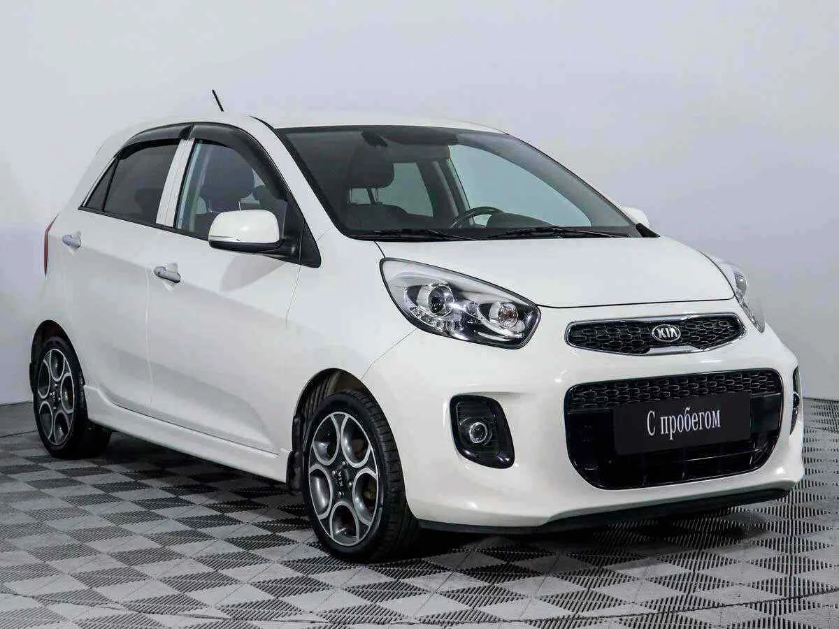 KIA Picanto, Белый, 2015, Вариатор, 85 л.с., цена от 590 000 руб.