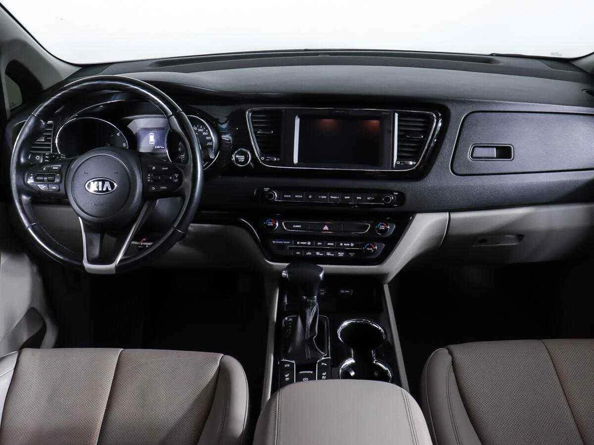 KIA Carnival, Красный, 2018, Автоматическая, 202 л.с., цена от 2 050 000 руб.