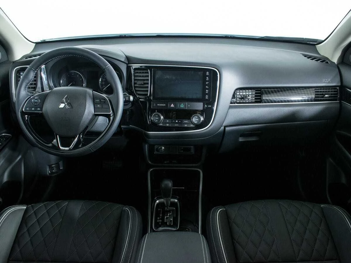 MITSUBISHI OUTLANDER, Белый, 2022, Вариатор, 146 л.с., цена от 2 144 000 руб.