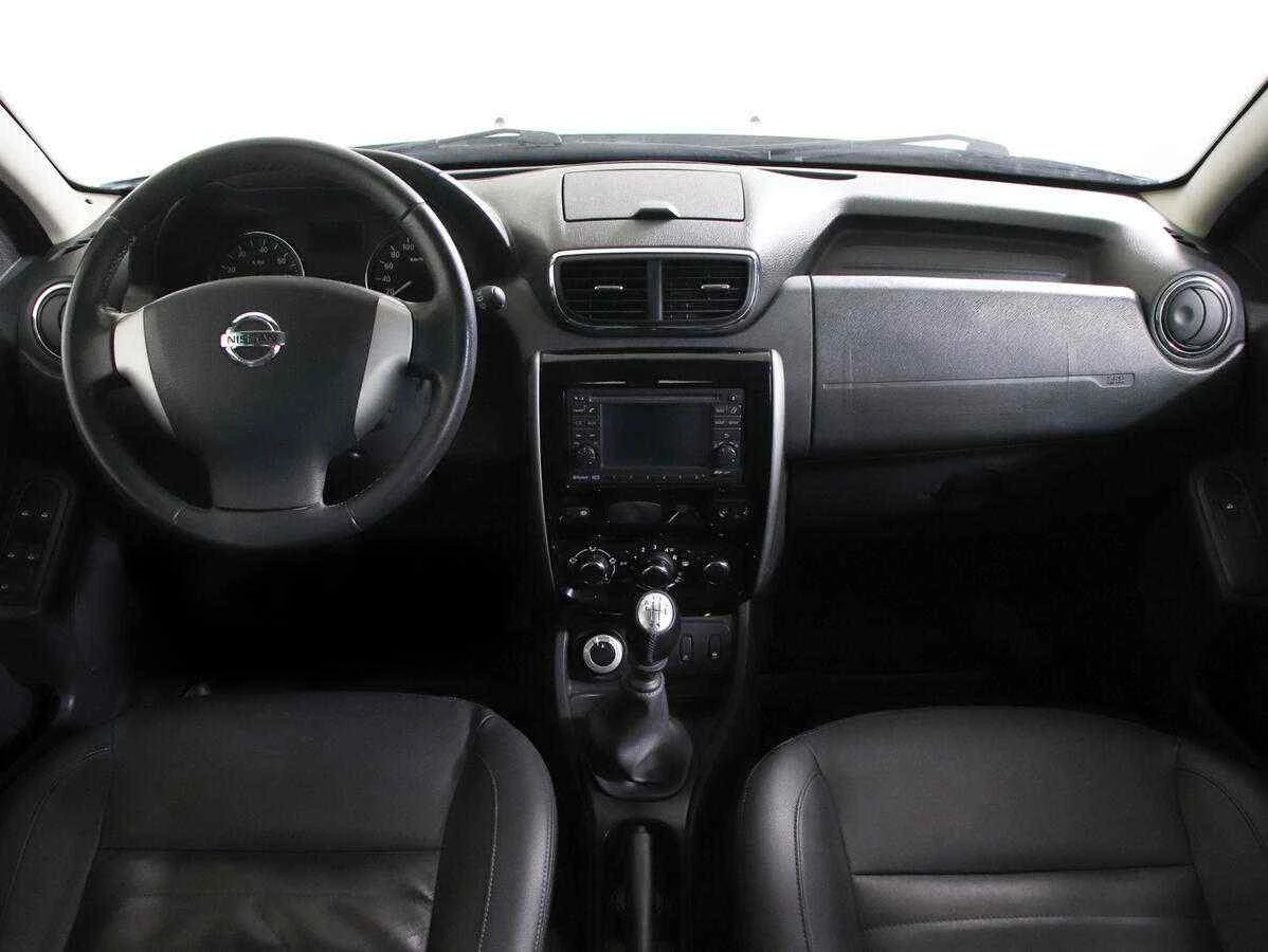 Nissan Terrano, Серебряный, 2019, Механическая, 114 л.с., цена от 1 139 000 руб.