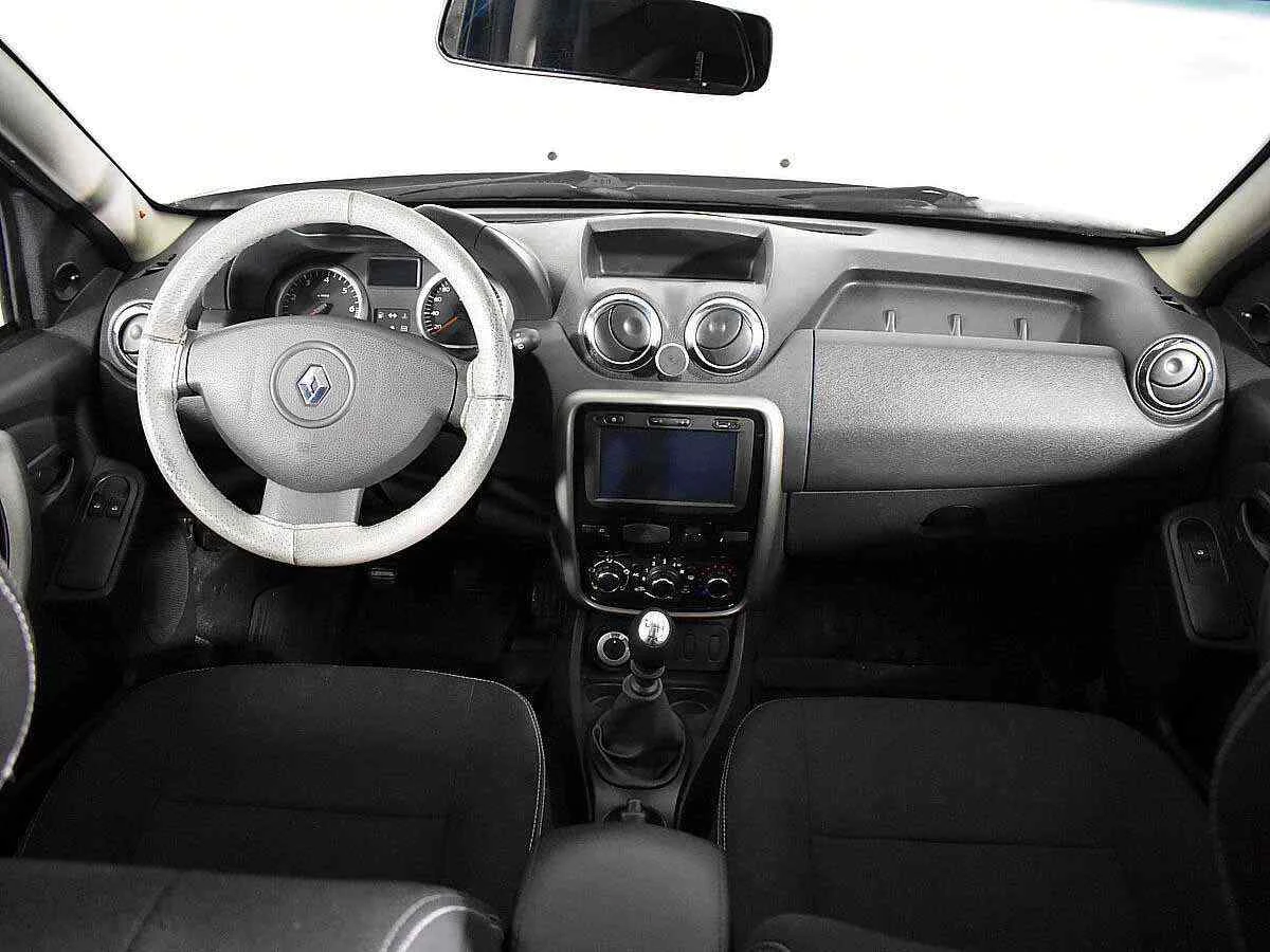 Renault Duster, Коричневый, 2015, Механическая, 102 л.с., цена от 905 000 руб.
