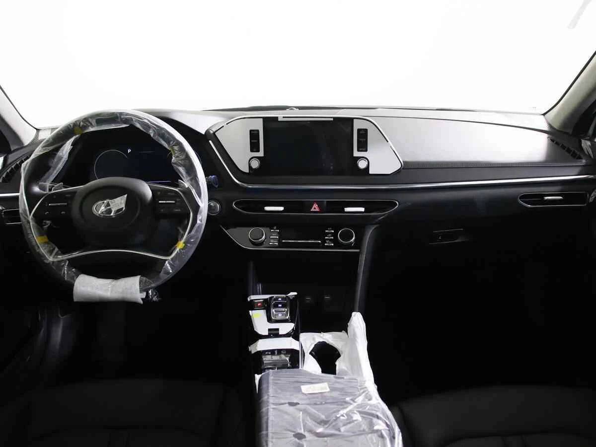 Hyundai Sonata, Белый, 2022, Автоматическая, 180 л.с., цена от 2 325 000 руб.