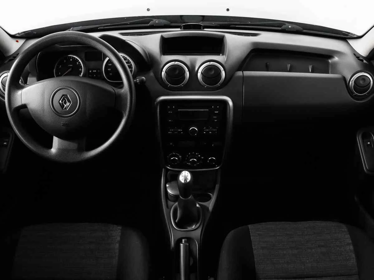Renault Duster, Черный, 2013, Механическая, 102 л.с., цена от 610 000 руб.