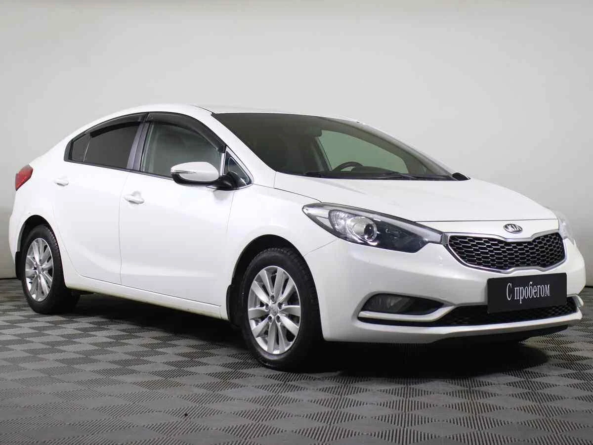 KIA Cerato, Белый, 2015, Механическая, 130 л.с., цена от 555 000 руб.