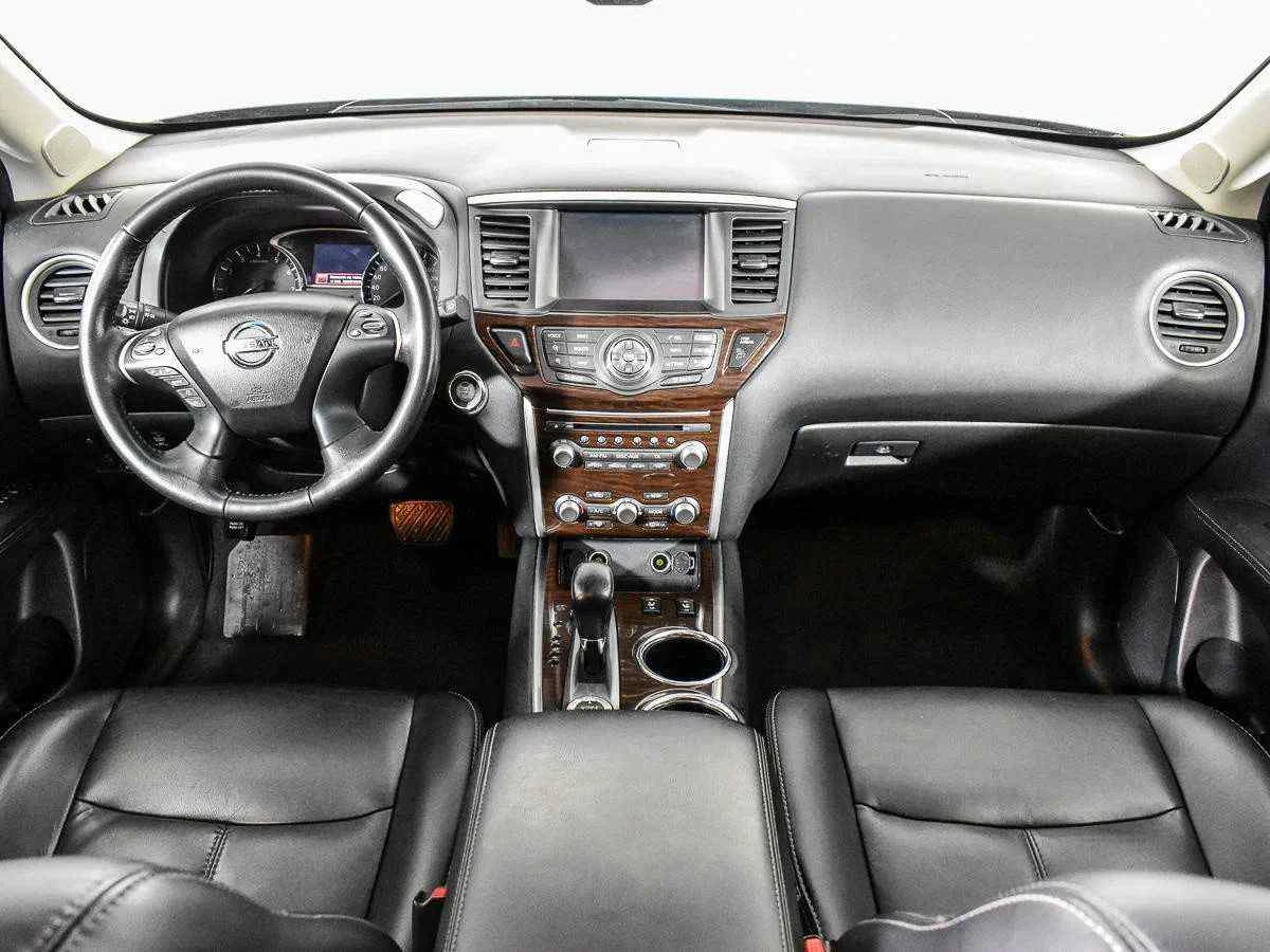 Nissan Pathfinder, Серый, 2014, Вариатор, 249 л.с., цена от 1 359 000 руб.