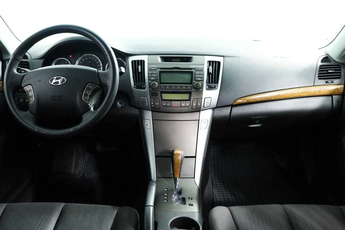 HYUNDAI SONATA, Серебряный, 2010, Автоматическая, 152 л.с., цена от 752 000 руб.