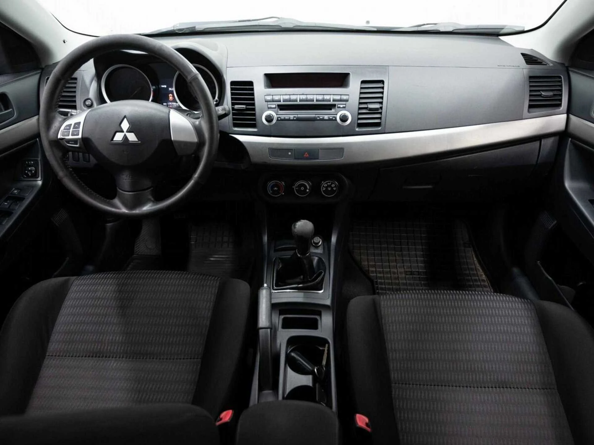 MITSUBISHI LANCER, Серебряный, 2012, Механическая, 117 л.с., цена от 536 000 руб.
