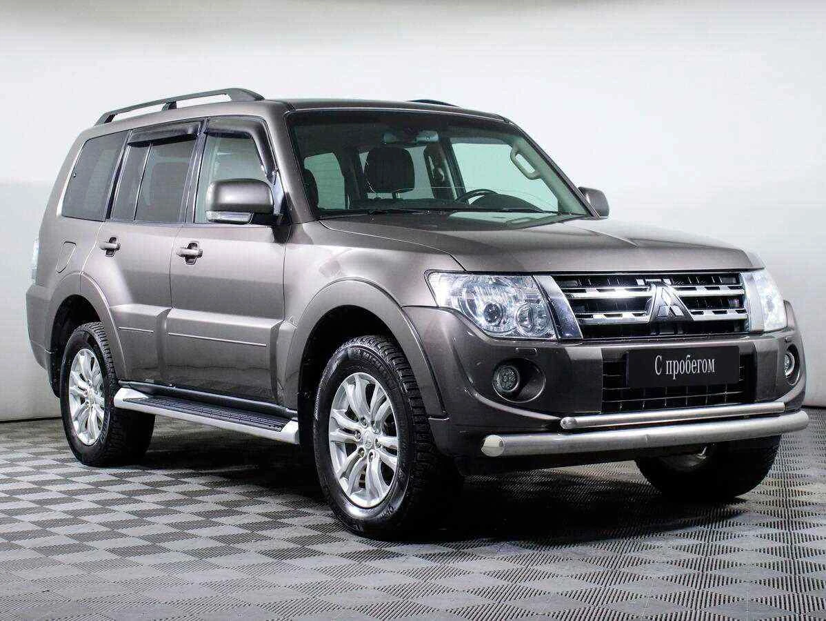 Mitsubishi Pajero, Коричневый, 2013, Автоматическая, 178 л.с., цена от 1 293 000 руб.