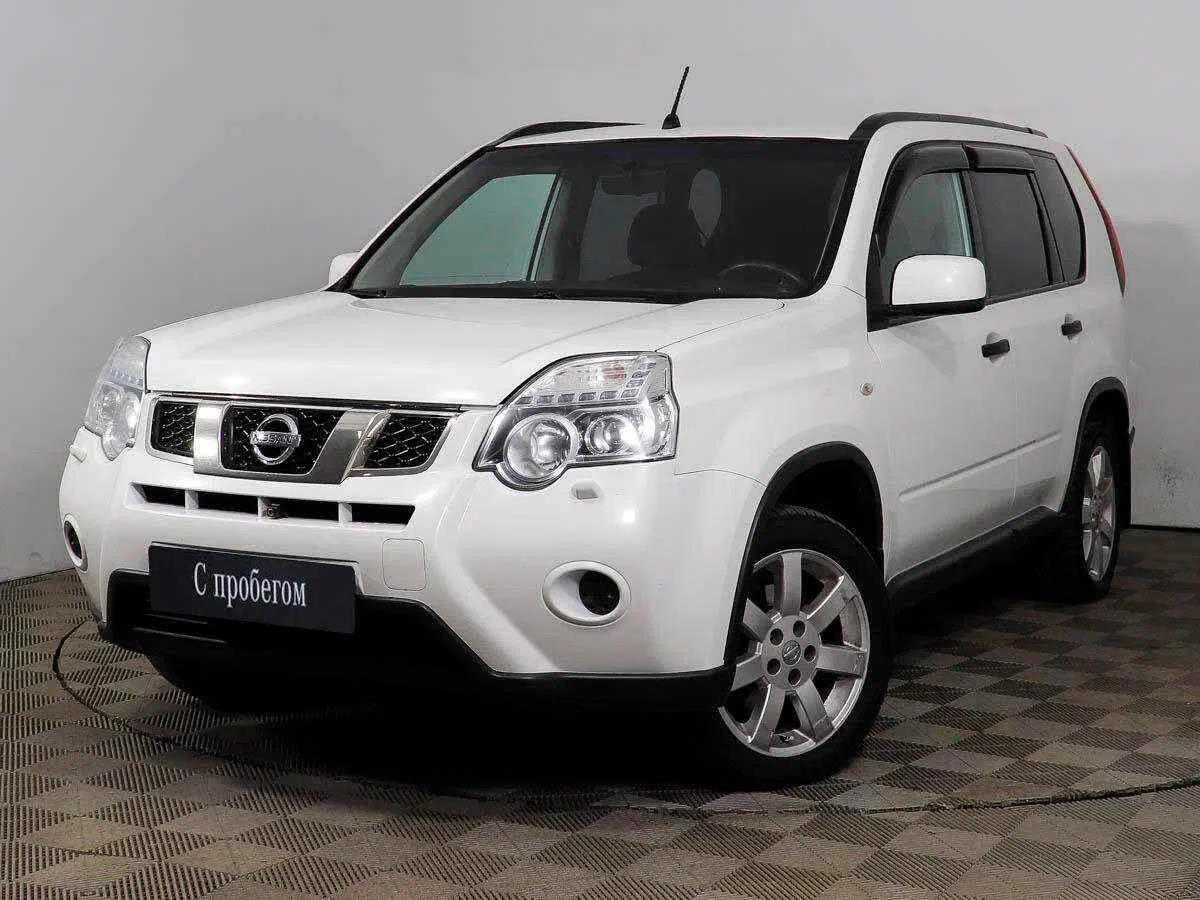 Nissan X-Trail, Белый, 2013, Вариатор, 141 л.с., цена от 842 500 руб.