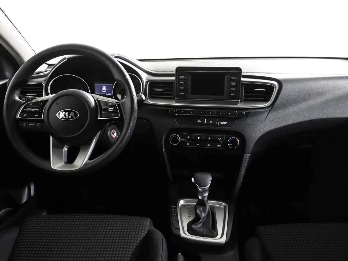 KIA Ceed, Белый, 2019, Автоматическая, 128 л.с., цена от 1 250 000 руб.