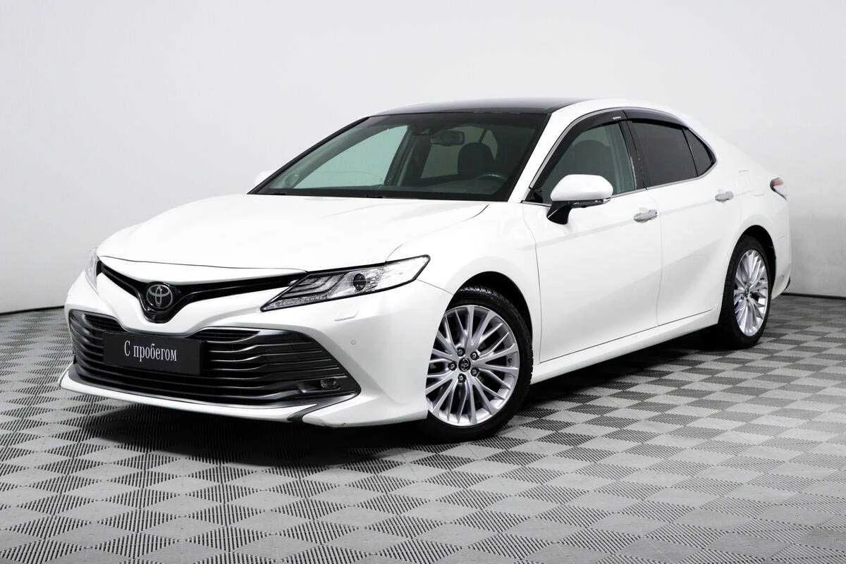 TOYOTA CAMRY, Белый, 2019, Автоматическая, 249 л.с., цена от 2 392 000 руб.