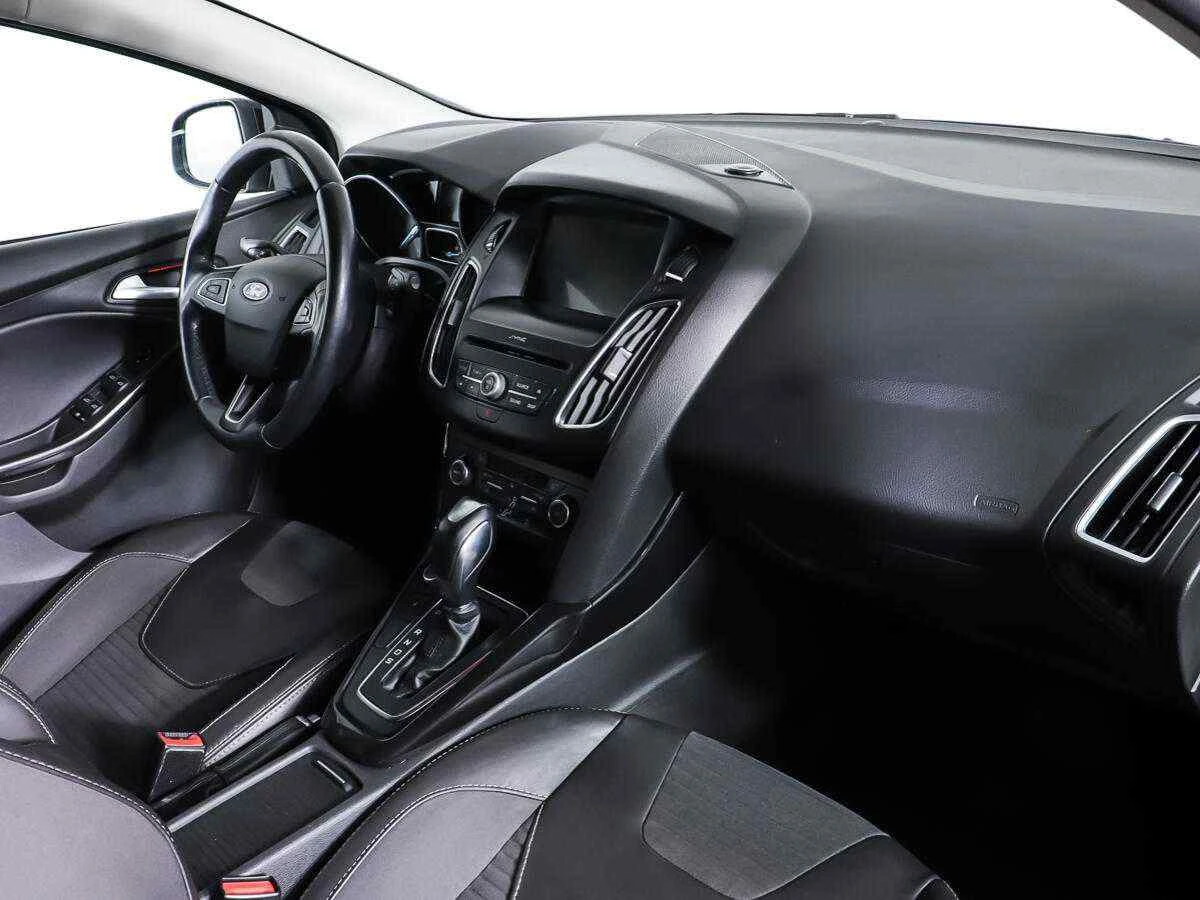 Ford Focus, Черный, 2016, Робот, 105 л.с., цена от 670 000 руб.