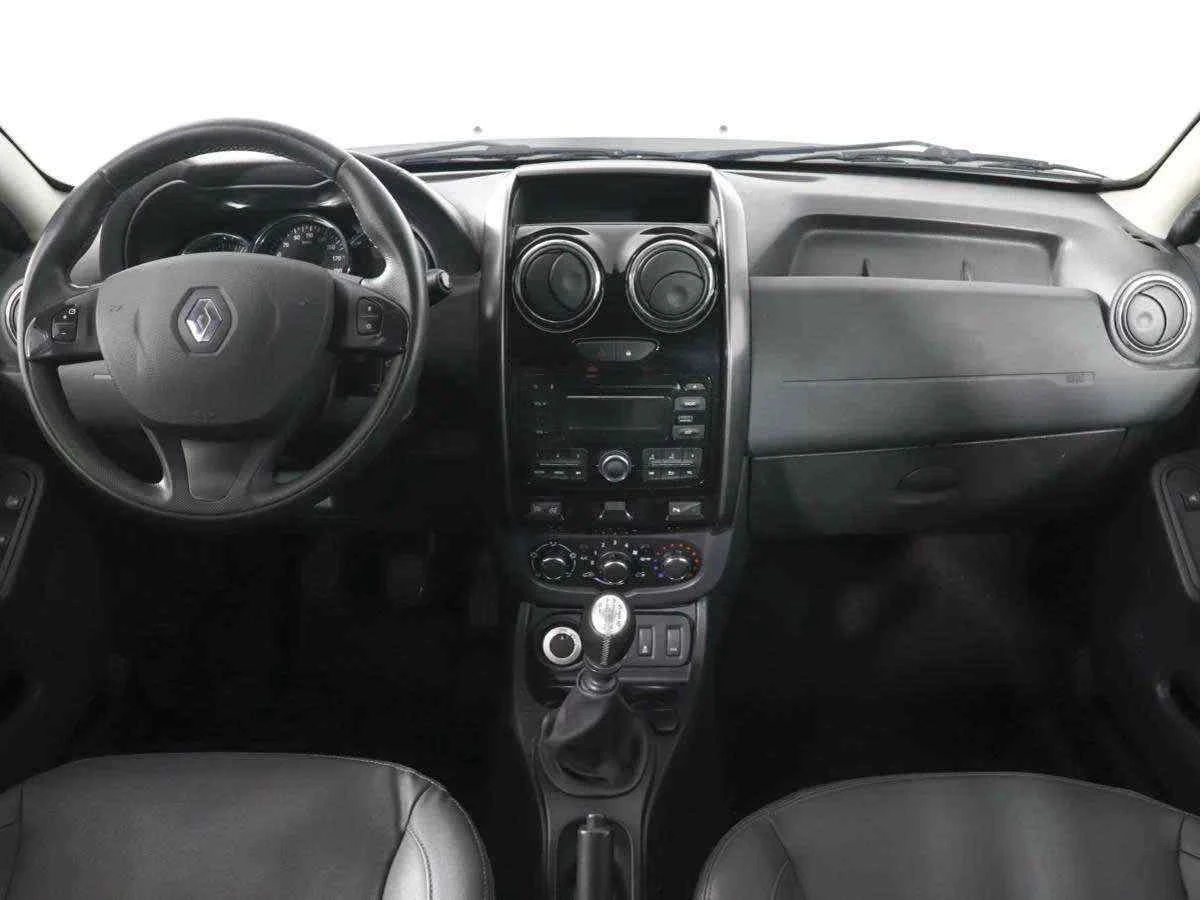 Renault Duster, Серебряный, 2015, Механическая, 143 л.с., цена от 941 000 руб.