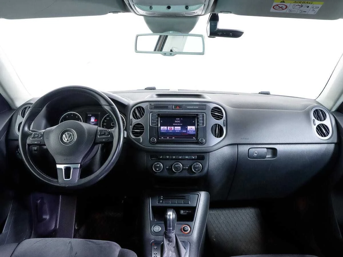 VOLKSWAGEN TIGUAN, Коричневый, 2015, Автоматическая, 170 л.с., цена от 1 183 200 руб.