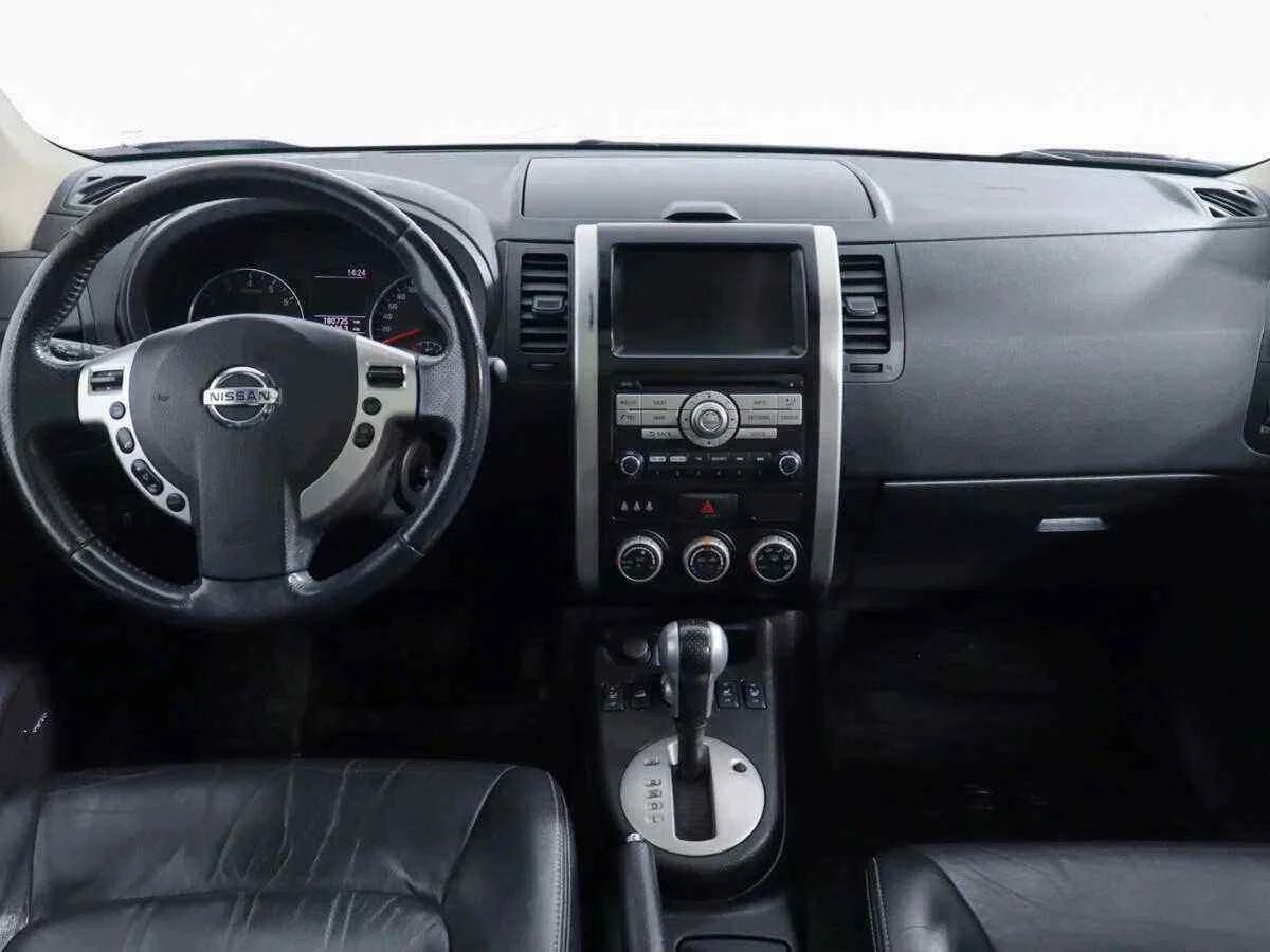 Nissan X-Trail, Белый, 2011, Вариатор, 141 л.с., цена от 703 700 руб.