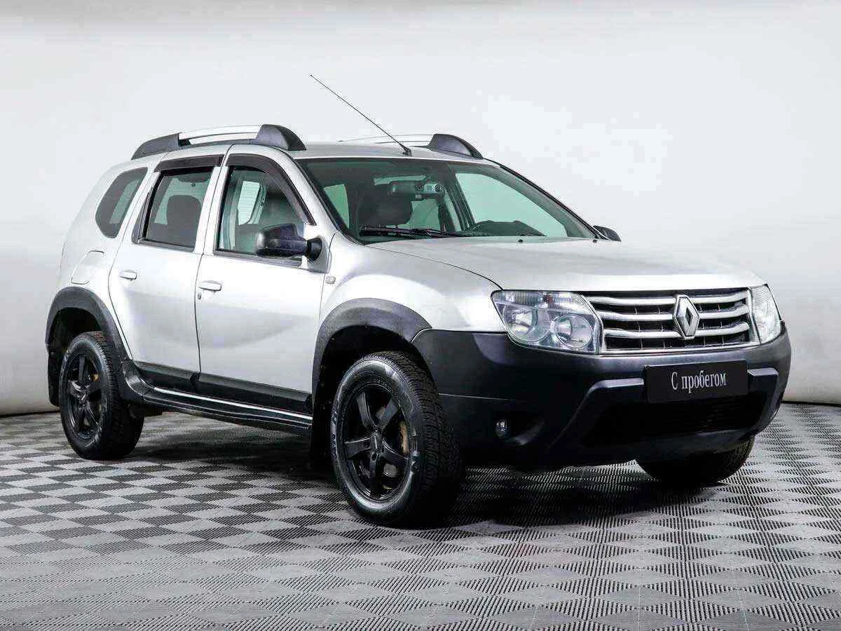 Renault Duster, Серебряный, 2014, Автоматическая, 135 л.с., цена от 620 000 руб.