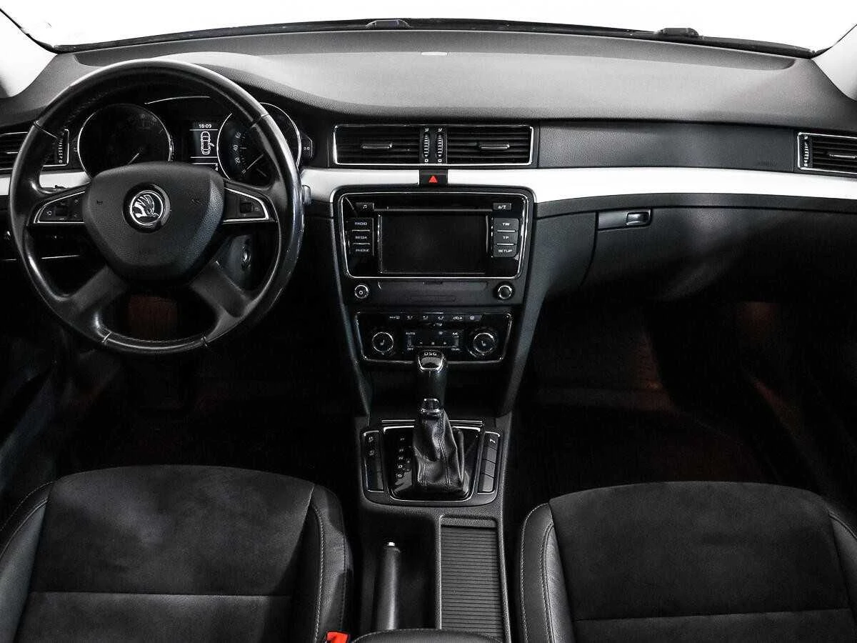 SKODA SUPERB, Черный, 2013, Робот, 140 л.с., цена от 880 000 руб.