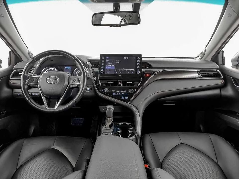 TOYOTA CAMRY, Белый, 2021, Автоматическая, 200 л.с., цена от 2 236 800 руб.