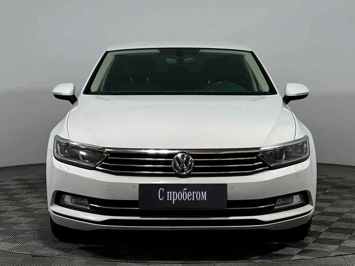 VOLKSWAGEN PASSAT, Белый, 2016, Робот, 180 л.с., цена от 1 088 000 руб.