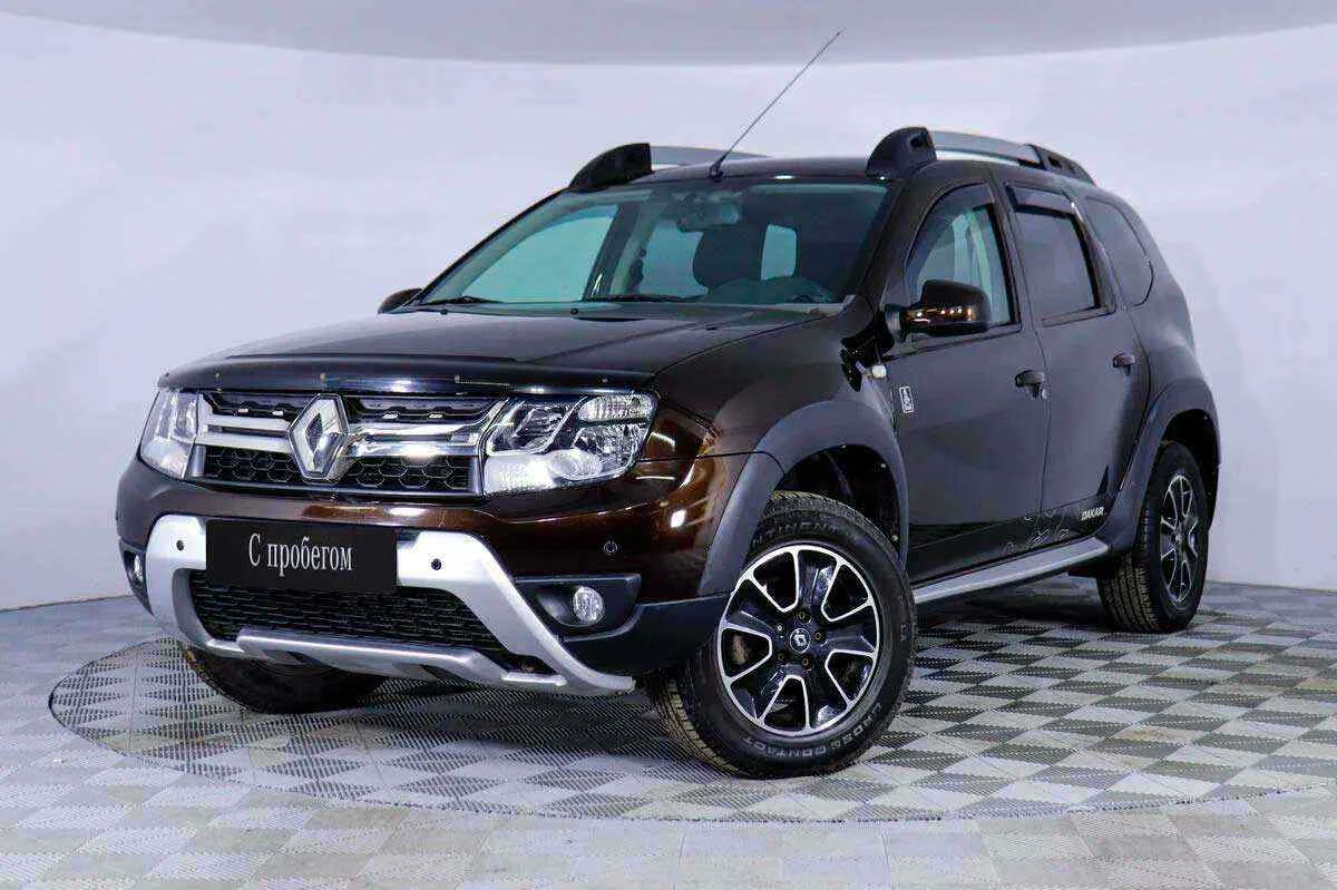 Renault Duster, Коричневый, 2016, Механическая, 114 л.с., цена от 1 164 000 руб.