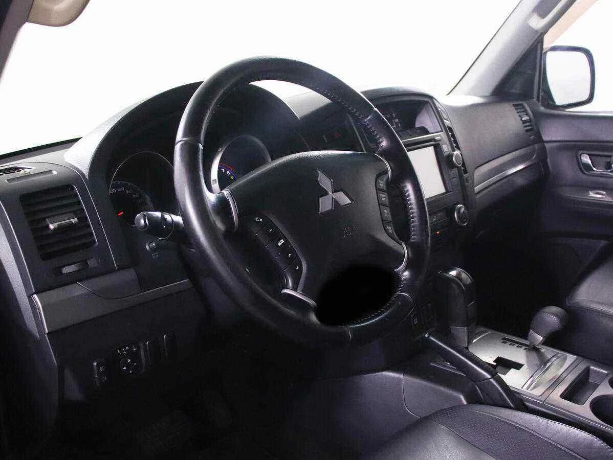 Mitsubishi Pajero, Черный, 2008, Автоматическая, 165 л.с., цена от 649 000 руб.