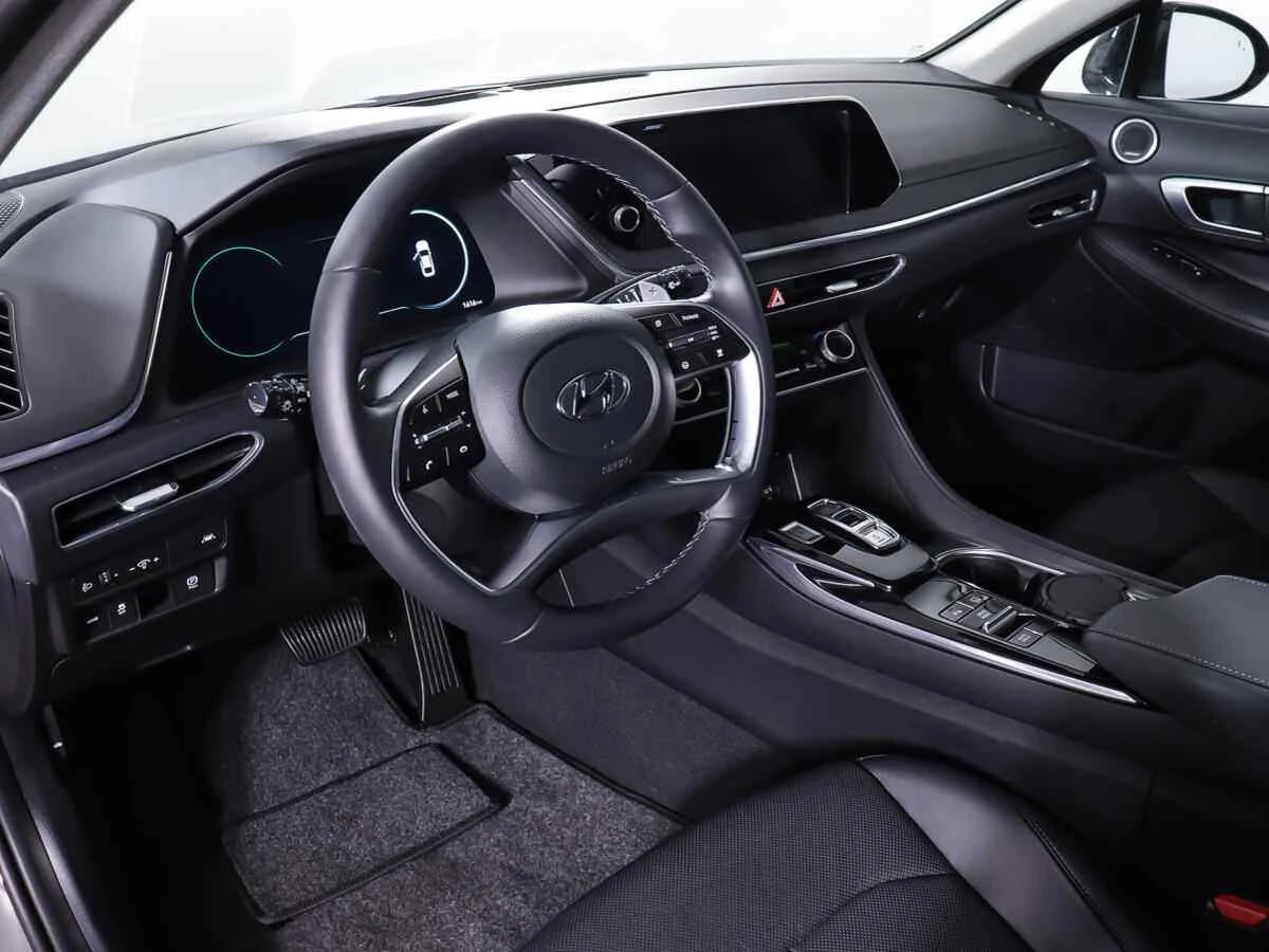 Hyundai Sonata, Серый, 2022, Автоматическая, 180 л.с., цена от 2 369 000 руб.