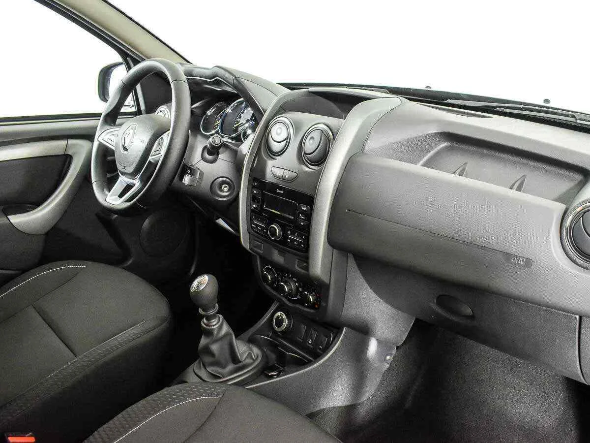 Renault Duster, Черный, 2019, Механическая, 109 л.с., цена от 1 391 000 руб.