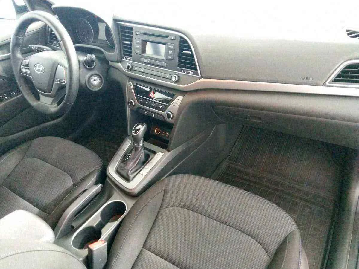 Hyundai Elantra, Белый, 2016, Автоматическая, 128 л.с., цена от 908 000 руб.