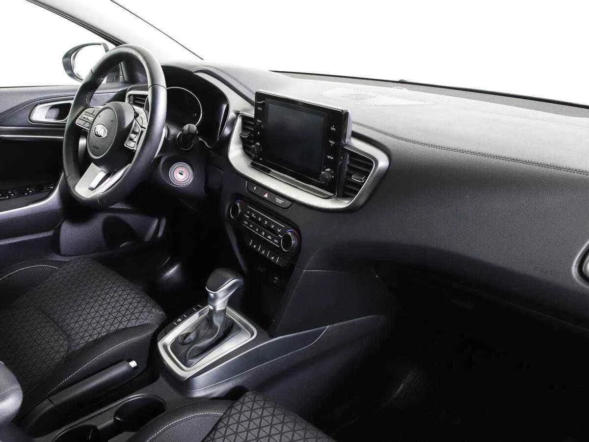 KIA Ceed, Белый, 2020, Автоматическая, 128 л.с., цена от 1 390 000 руб.