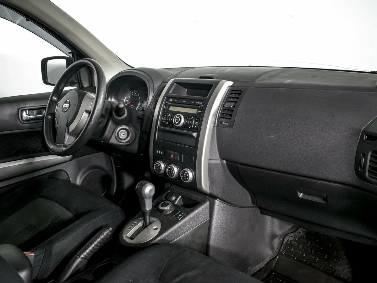 Nissan X-Trail, Серебряный, 2012, Вариатор, 141 л.с., цена от 691 500 руб.