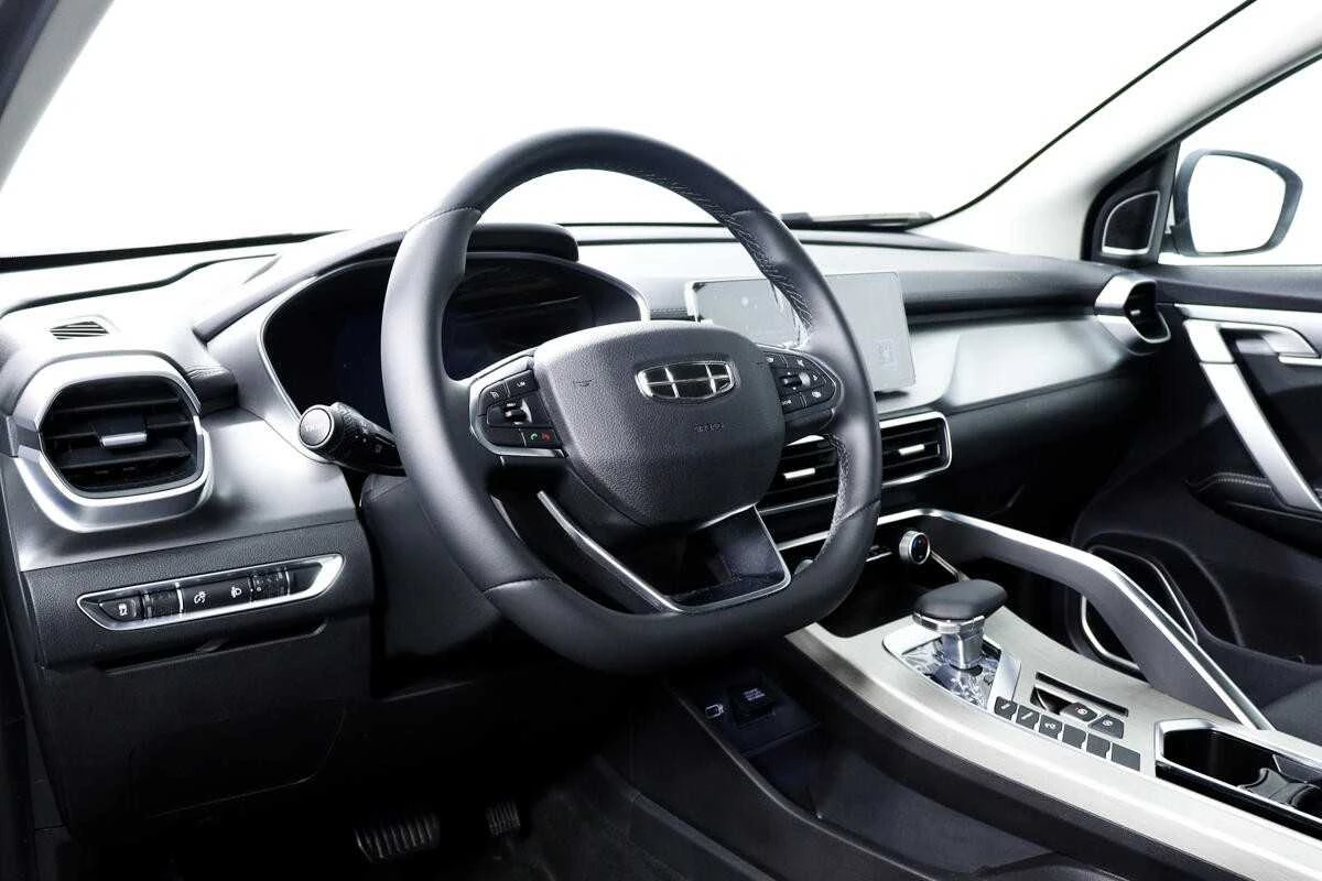 GEELY COOLRAY, Белый, 2023, Робот, 150 л.с., цена от 1 347 200 руб.
