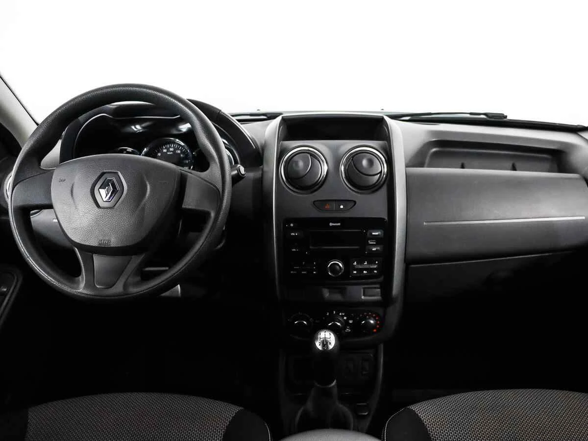Renault Duster, Белый, 2018, Механическая, 114 л.с., цена от 963 000 руб.