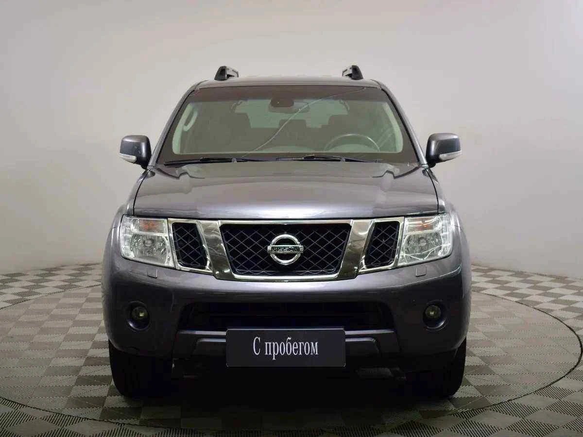 Nissan Pathfinder, Голубой, 2012, Механическая, 190 л.с., цена от 920 000 руб.