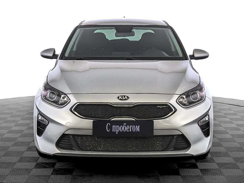 KIA CEED, Серебряный, 2018, Робот, 140 л.с., цена от 1 120 000 руб.