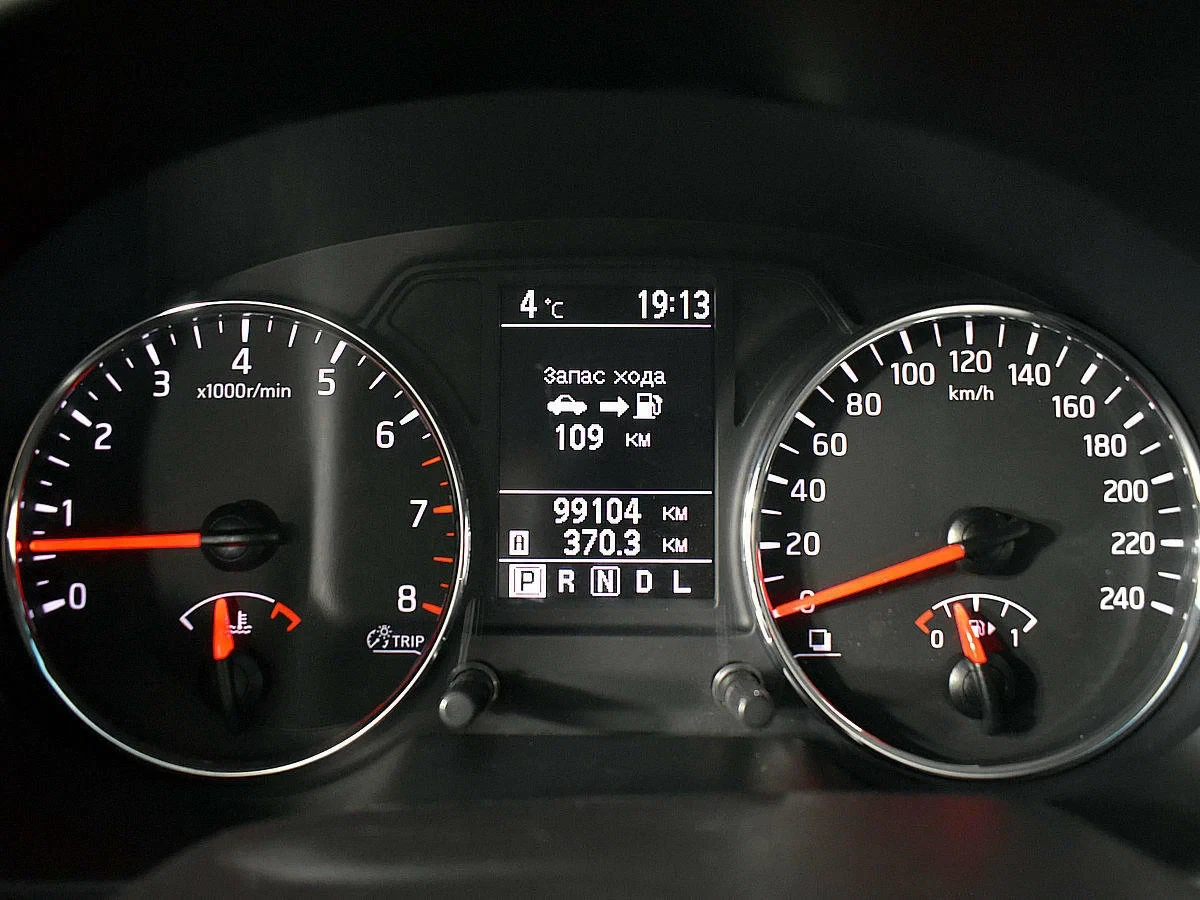 Nissan X-Trail, Белый, 2013, Вариатор, 141 л.с., цена от 897 400 руб.