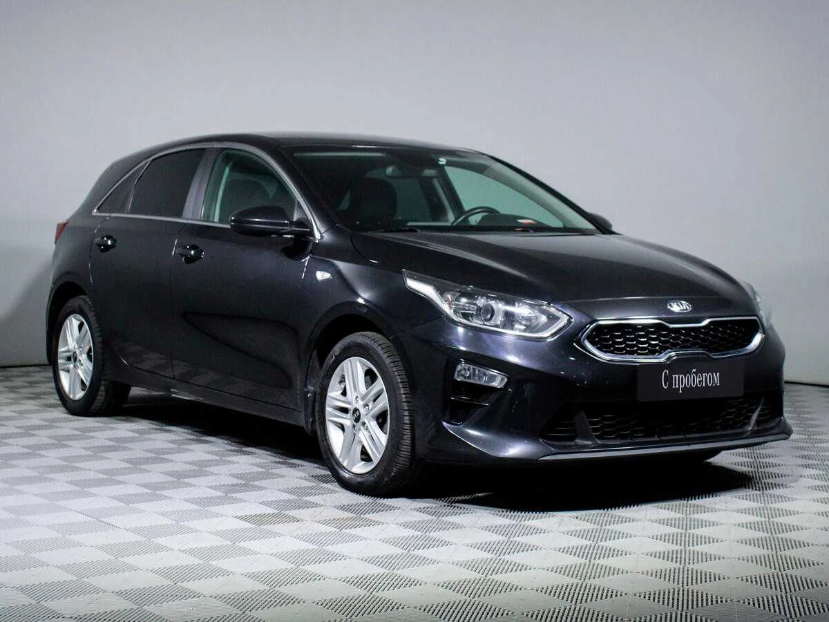 KIA CEED, Черный, 2018, Робот, 140 л.с., цена от 1 032 000 руб.