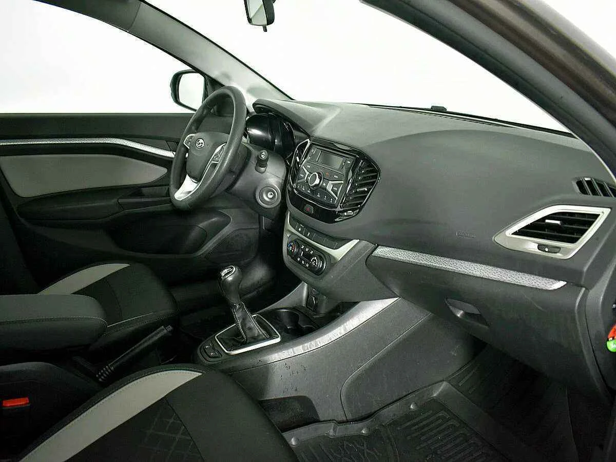 LADA Vesta SW Cross, Коричневый, 2020, Механическая, 106 л.с., цена от 826 000 руб.