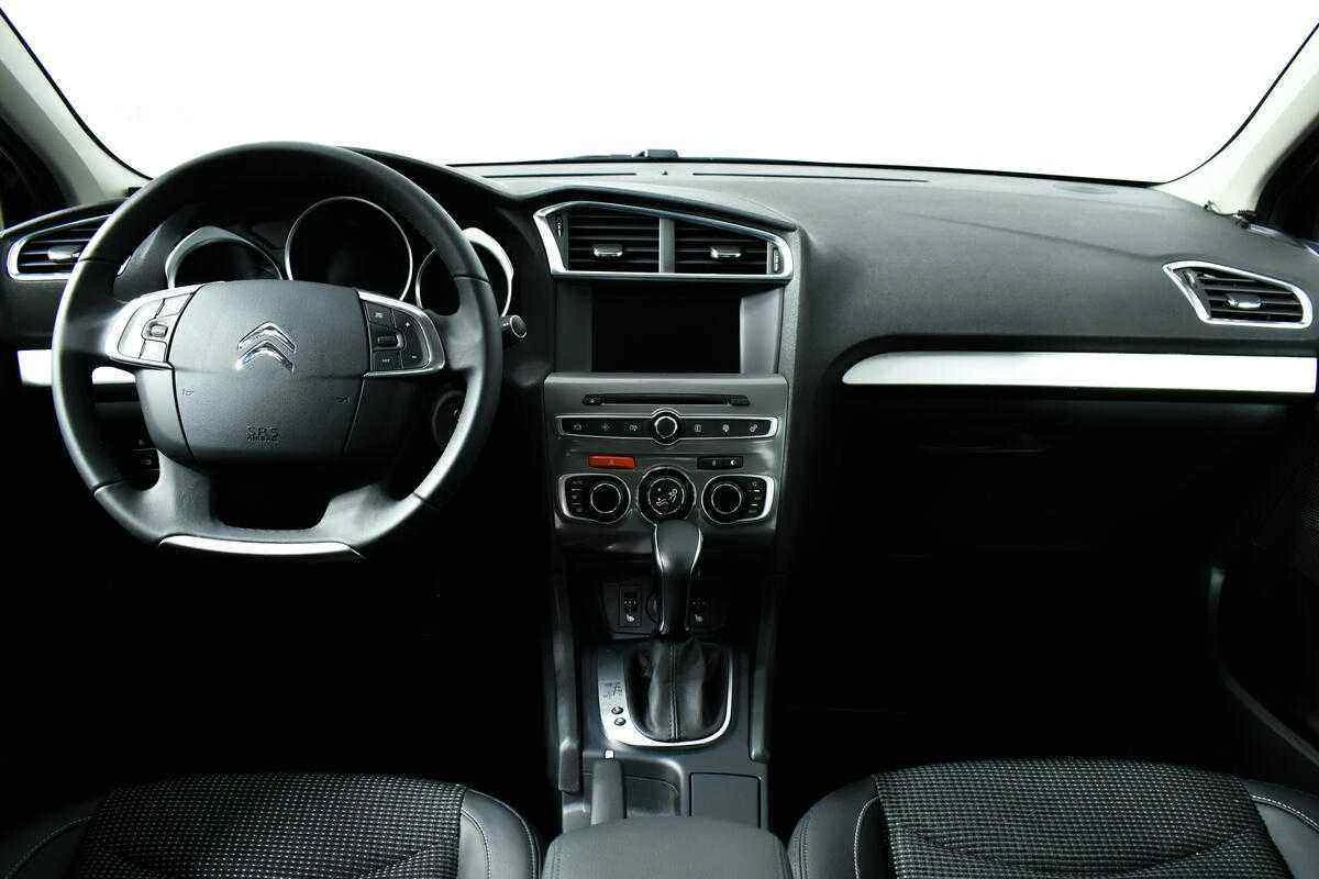 Citroen C4, Черный, 2022, Автоматическая, 150 л.с., цена от 1 812 000 руб.