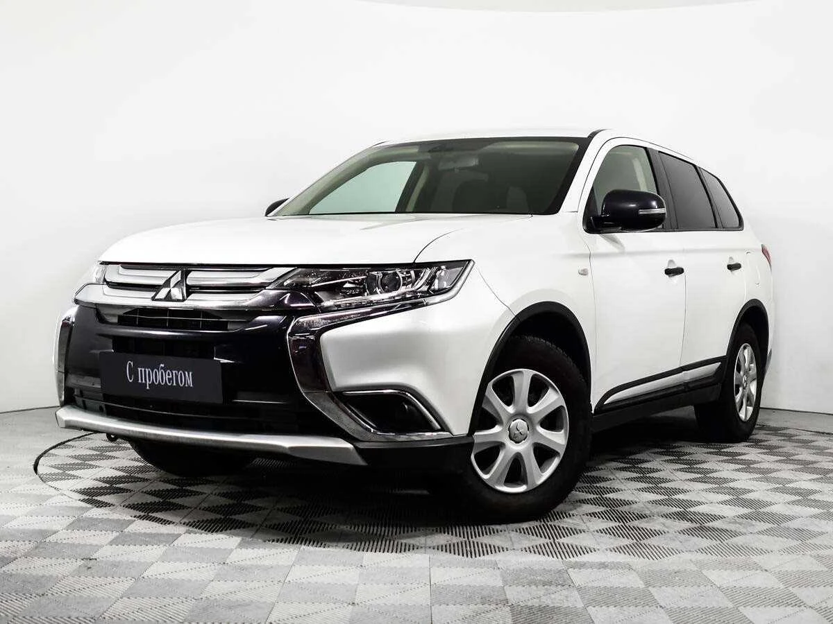 MITSUBISHI OUTLANDER, Белый, 2017, Вариатор, 146 л.с., цена от 895 200 руб.