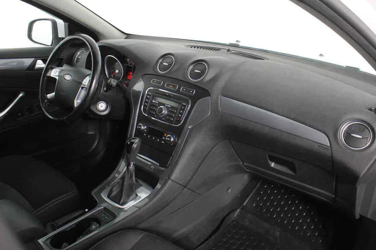 Ford Mondeo, Белый, 2013, Автоматическая, 161 л.с., цена от 592 000 руб.