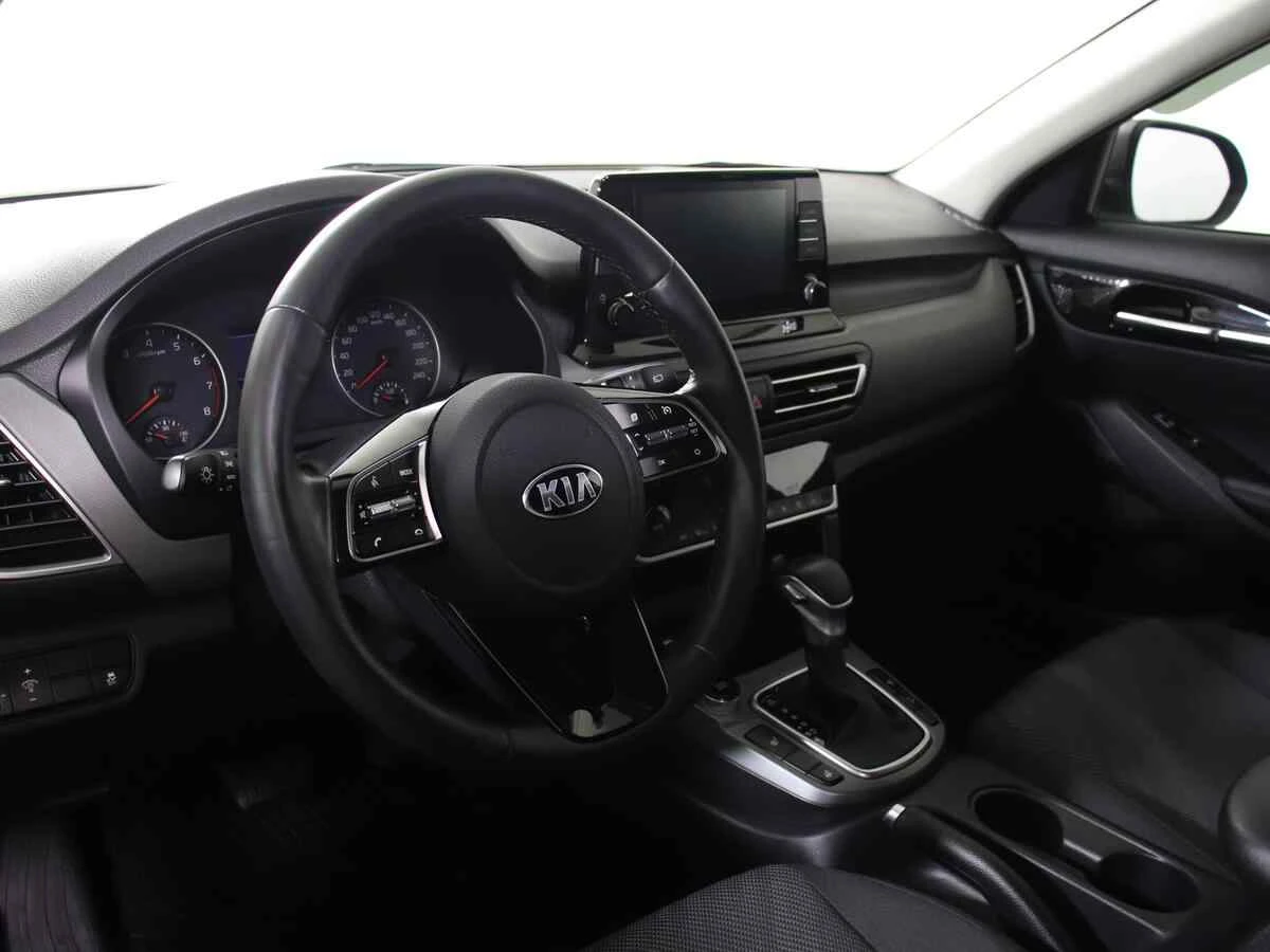 KIA Seltos, Серый, 2020, Автоматическая, 123 л.с., цена от 1 640 000 руб.