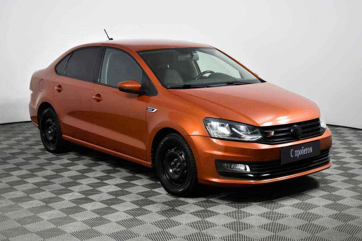Volkswagen Polo, Оранжевый, 2018, Робот, 125 л.с., цена от 650 000 руб.