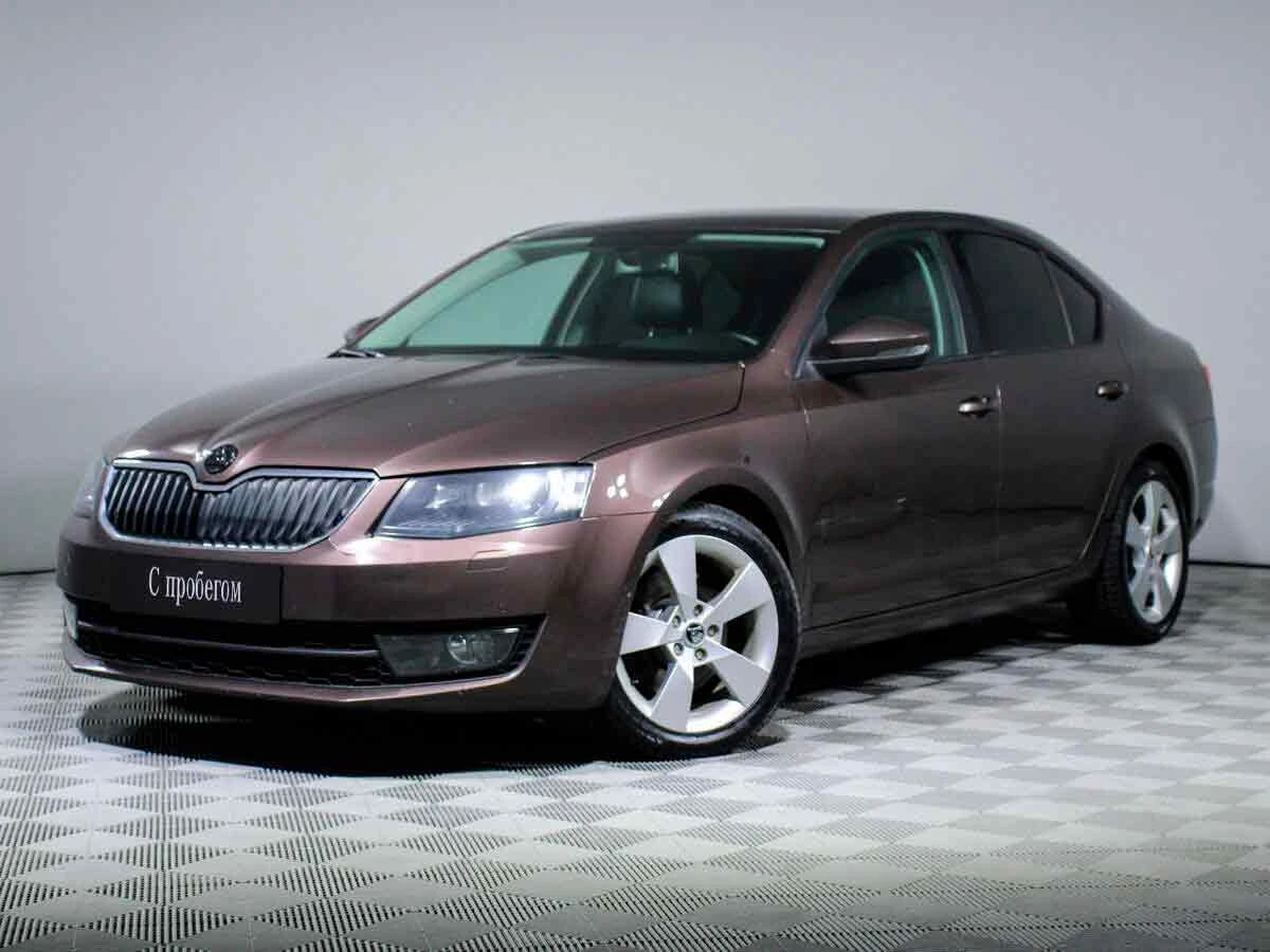 SKODA OCTAVIA, Коричневый, 2015, Робот, 180 л.с., цена от 1 209 600 руб.