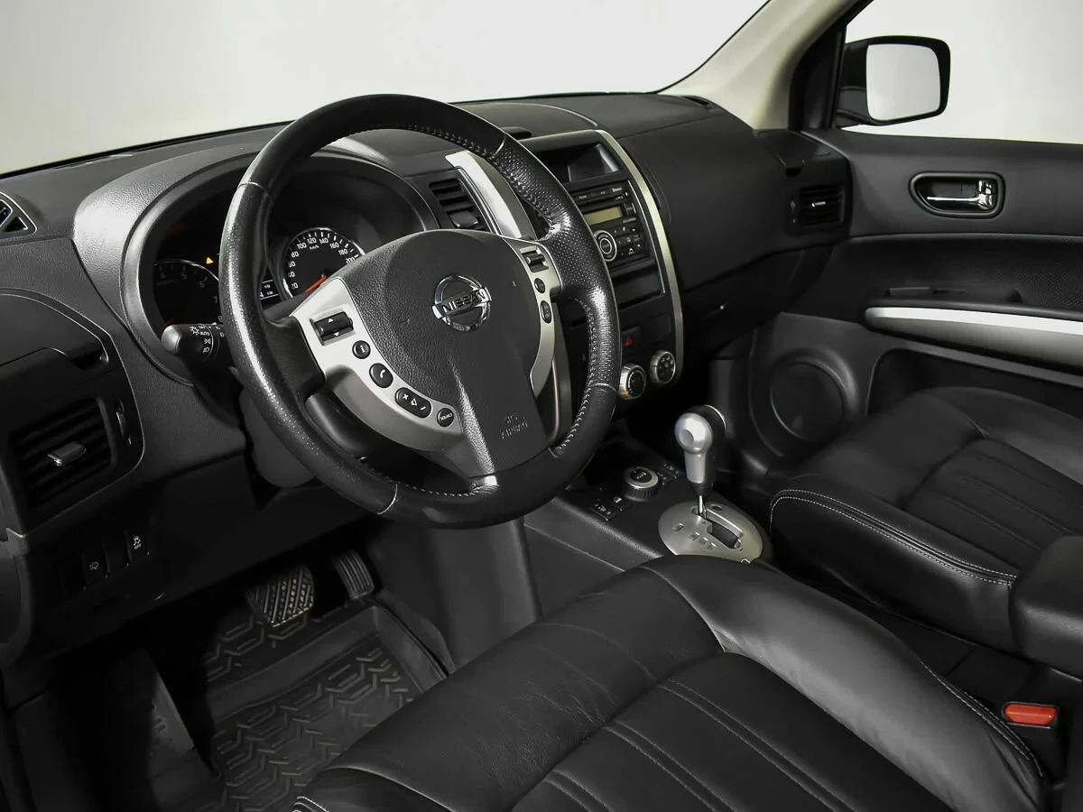 Nissan X-Trail, Серый, 2011, Вариатор, 169 л.с., цена от 820 000 руб.